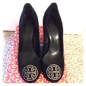 Tory Burch pumps
